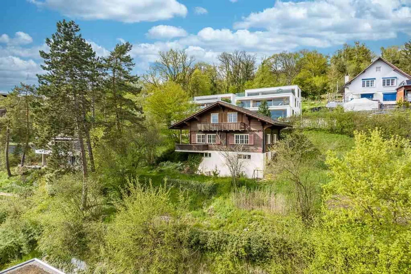 Cercasi inquilino – Casa unifamiliare di 5,5 stanze con grande giardino naturale - Foto 1 di 6
