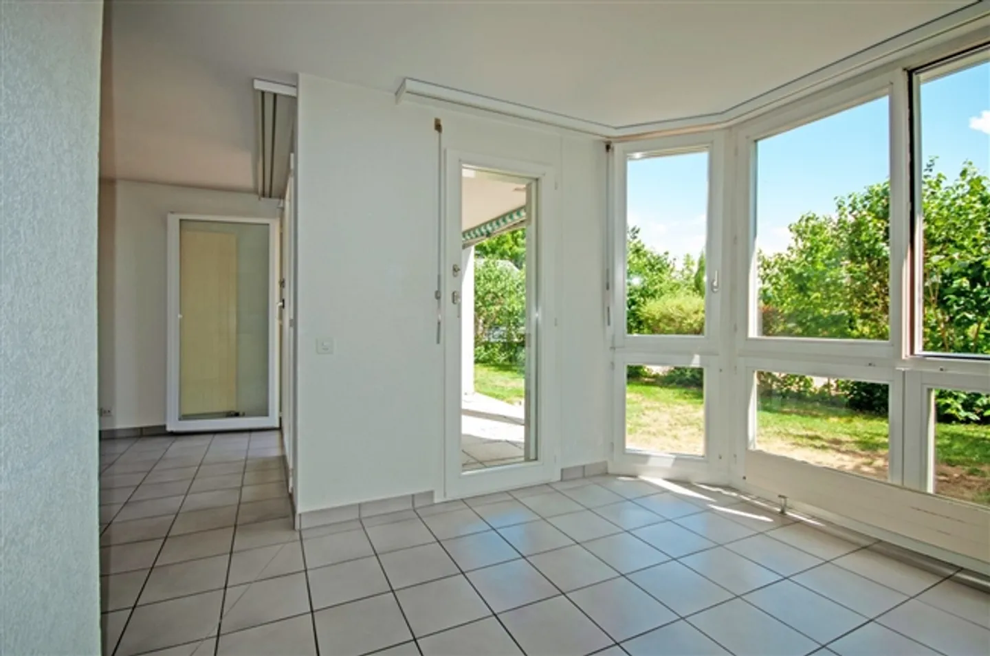 Rented apartment, immediate profitability - 2.5 pence on one level - Photo 3 of 7