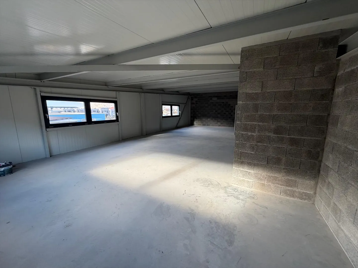 Industrie 2 pièces - Photo 8 sur 10