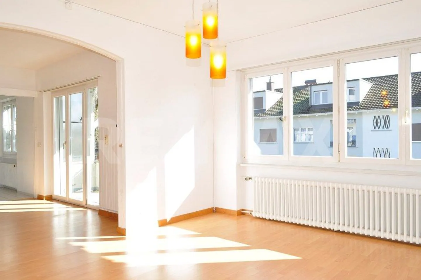 Appartamento 4 locali soleggiato e accogliente vicino al centro di Bienne - Foto 2 di 13