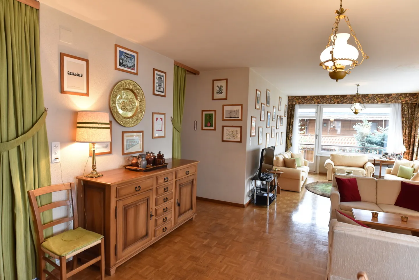 Wunderschöne 5,5-Zimmer-Wohnung in Crans-Montana - Foto 4 von 17