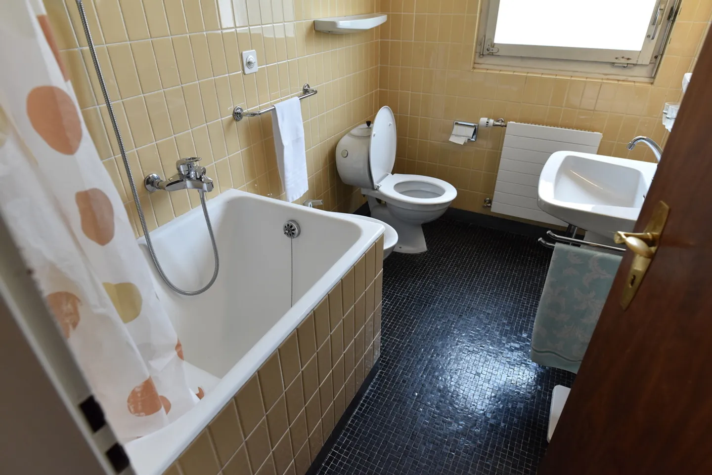 Wunderschöne 5,5-Zimmer-Wohnung in Crans-Montana - Foto 15 von 17