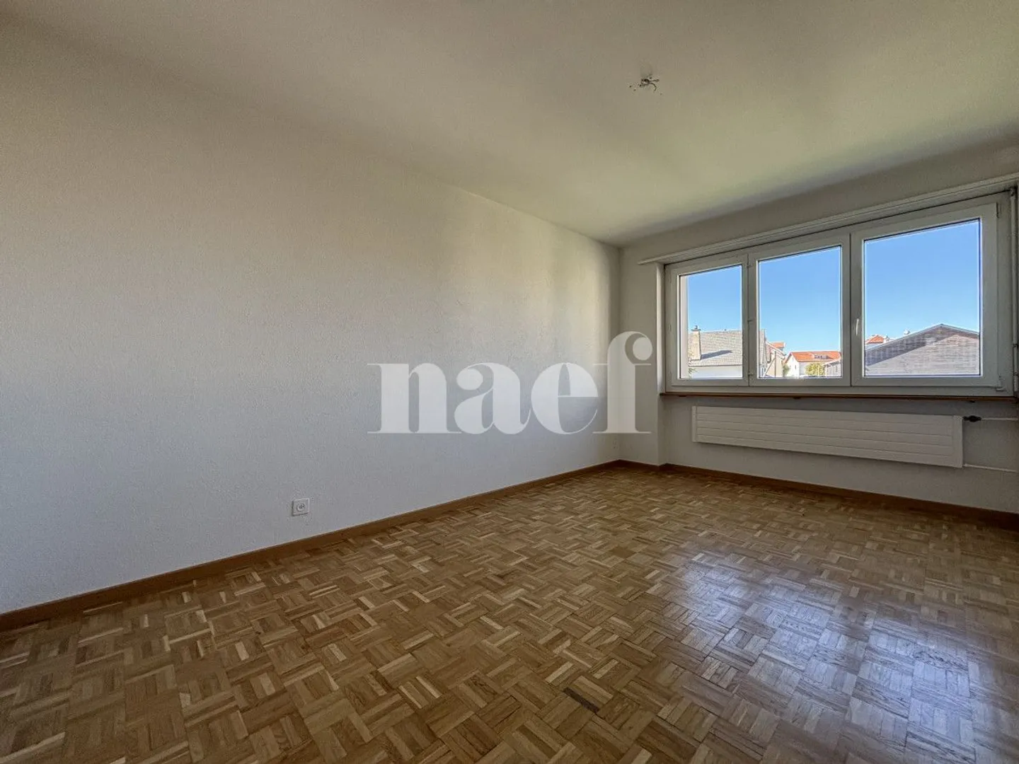 4-room apartment - Photo 3 of 9