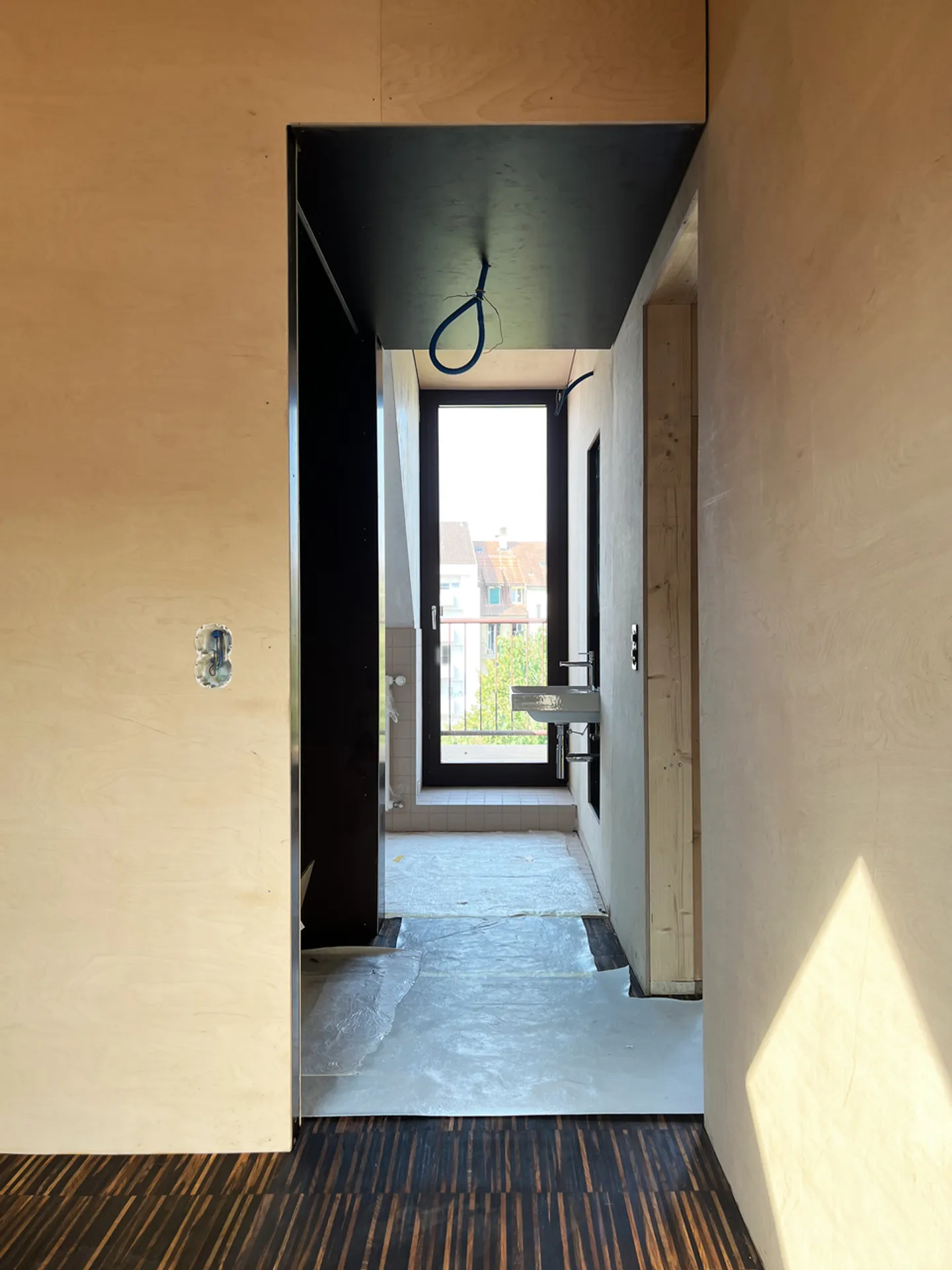 Moderne Dachwohnung in Basel - Foto 7 von 7