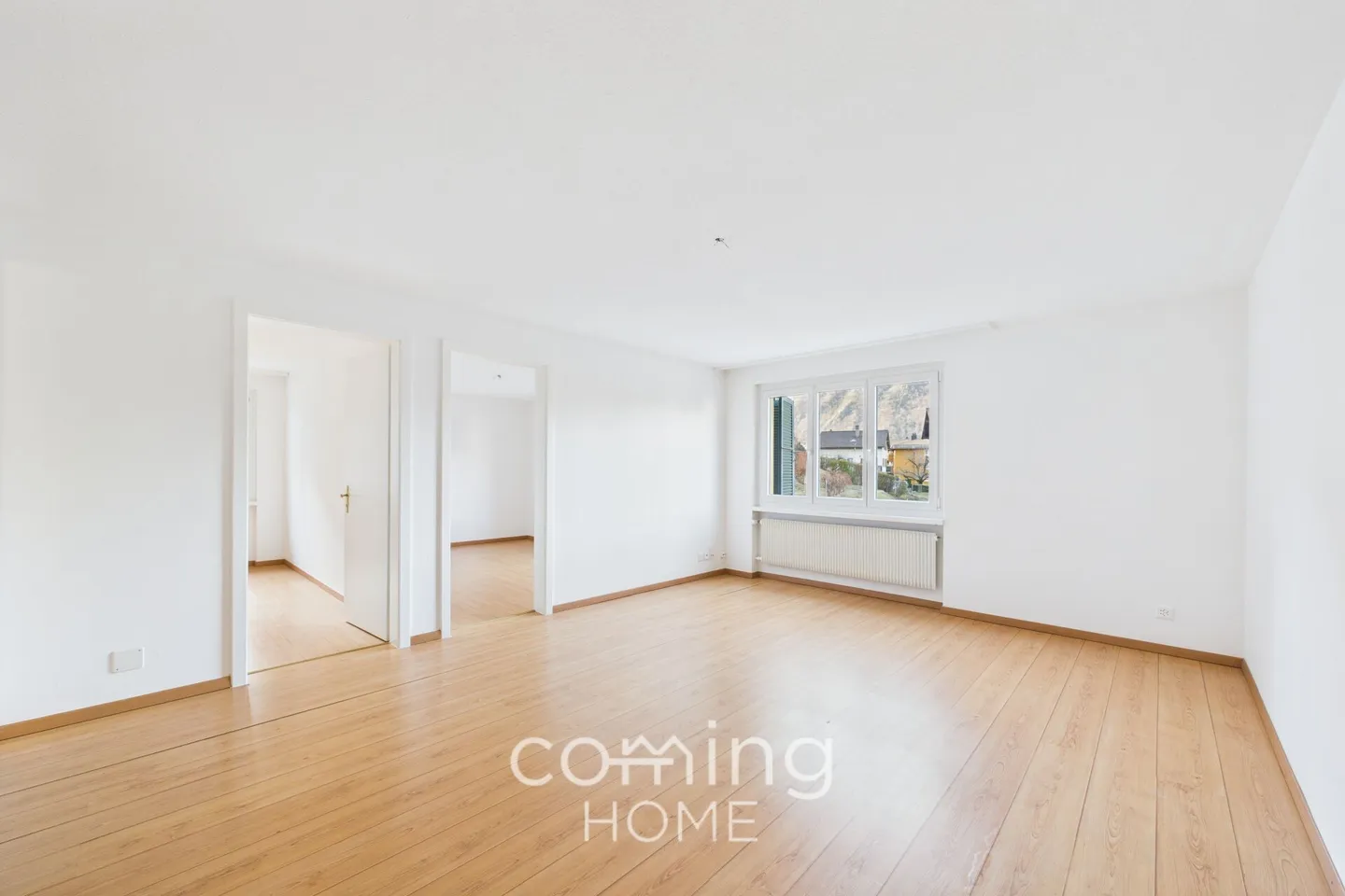 Attractive 3.5 Room Apartment in Visp - Sunny Location, Quiet and with Mountain View - Photo 3 of 11