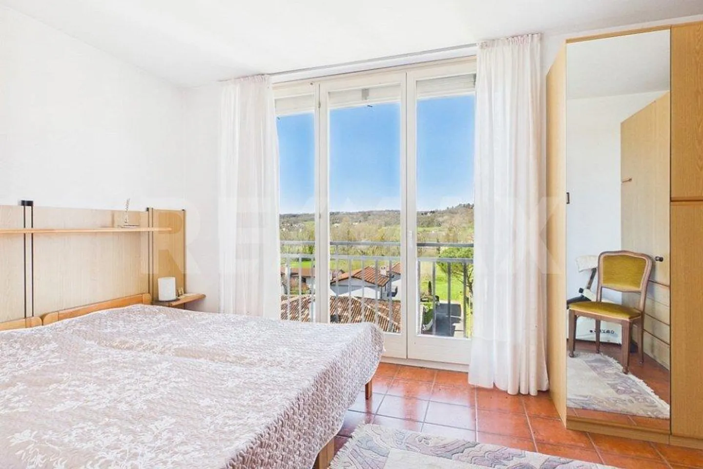 Incantevole Casa Indipendente con Giardino - Foto 5 di 10