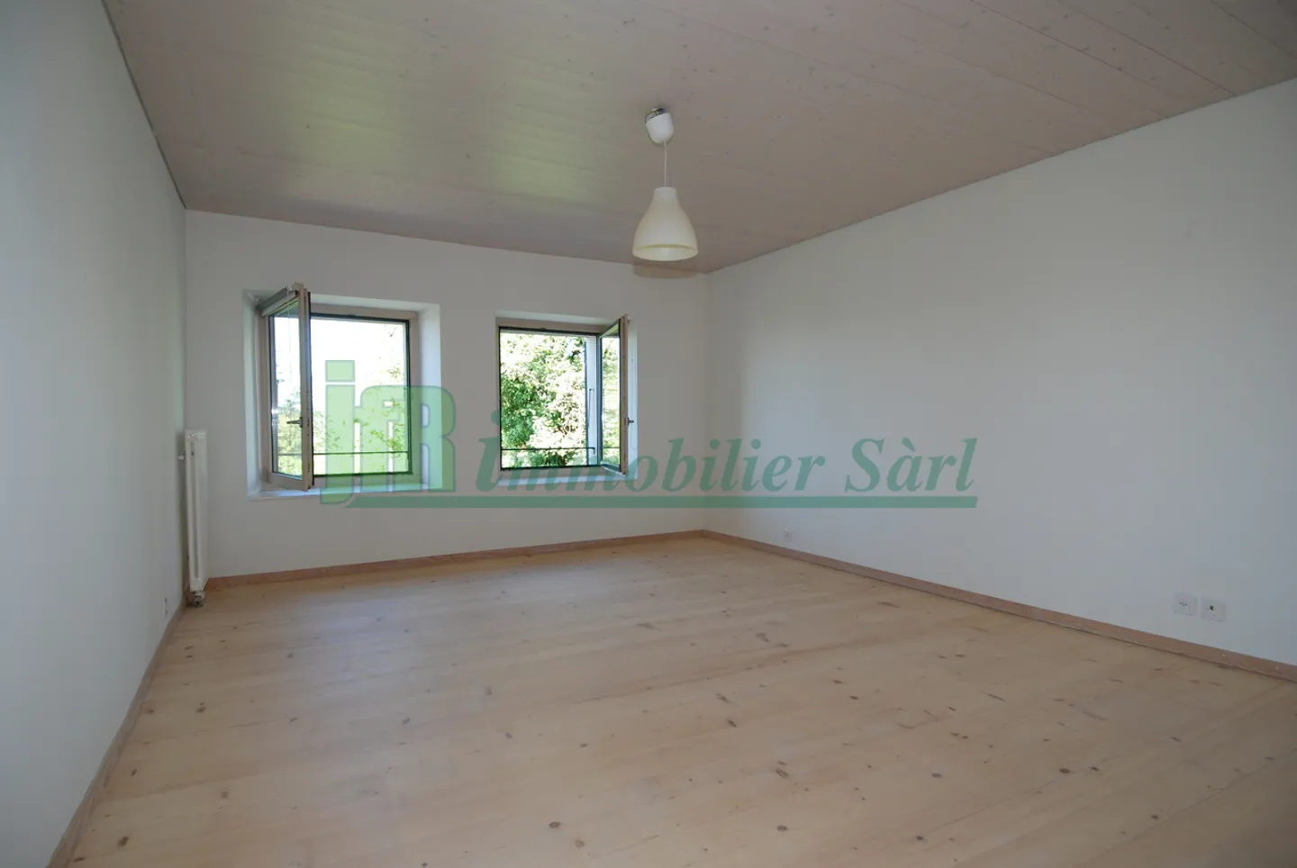 Appartement avec 6 pièces en triplex avec de beaux espaces - Photo 6 sur 8