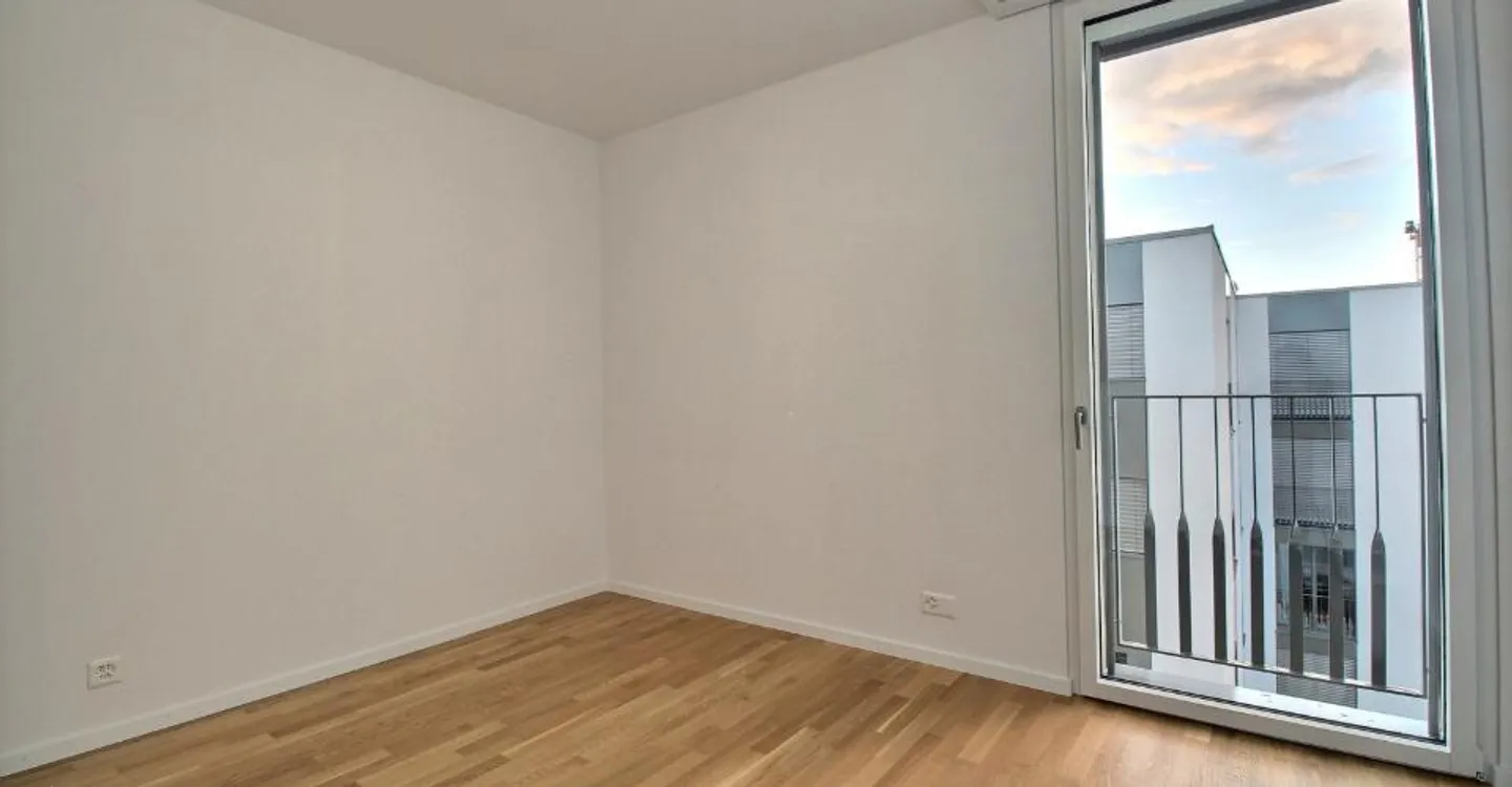 4.5 stanze nuove al 2° piano! - Foto 7 di 8