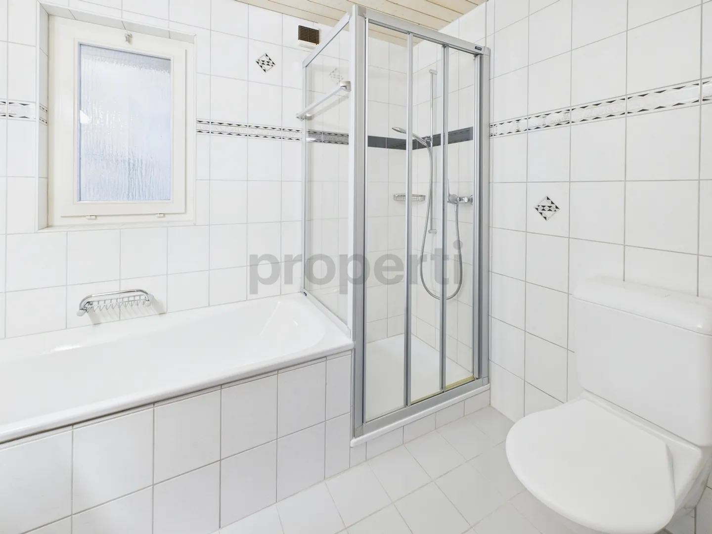 Incantevole appartamento di 4,5 stanze nel cuore di Langnau nell'Emmental - Foto 10 di 12