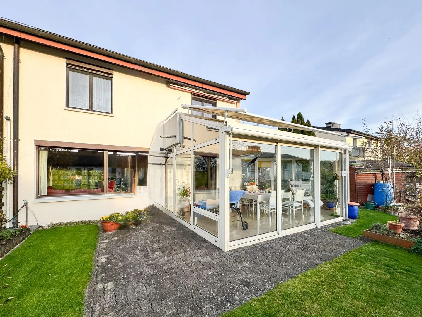 Ideal for garden lovers and families - Photo 1 of 17