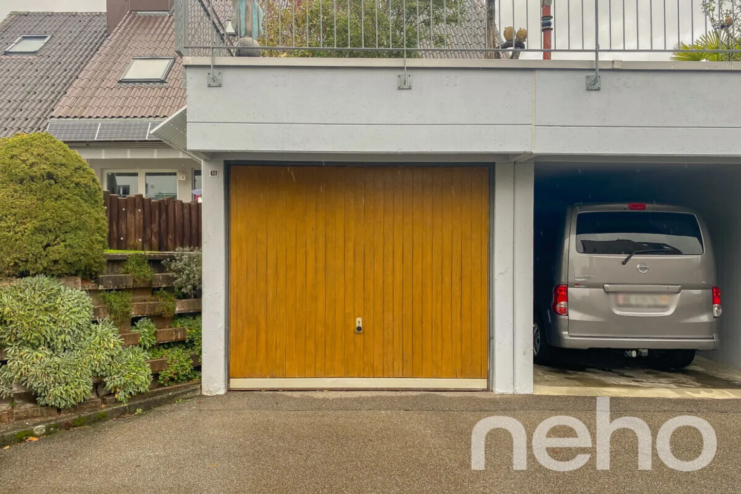 5-Room End Terrace House with Large Garden - Photo 12 of 13