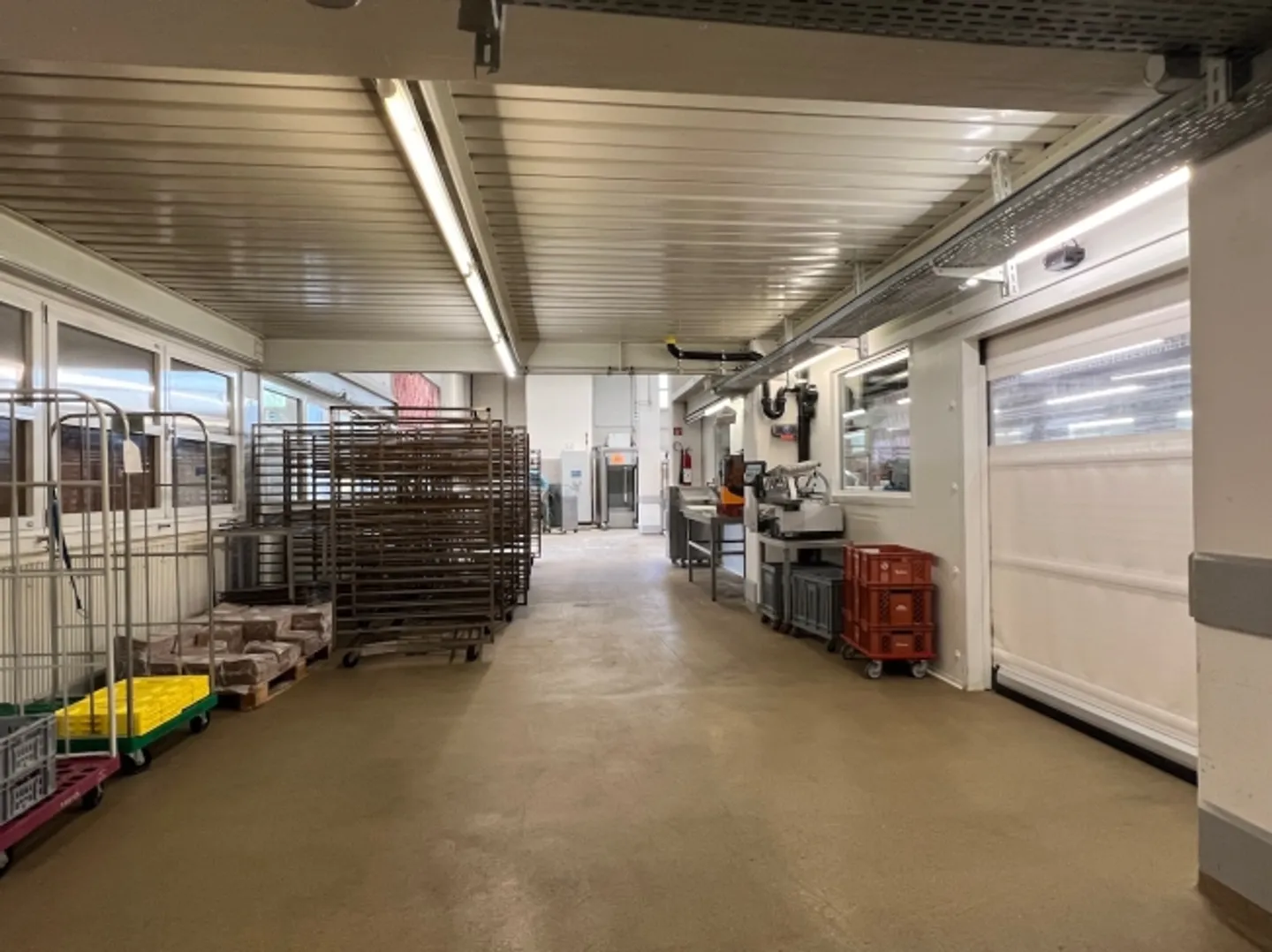 Commerciale - Foto 5 di 13