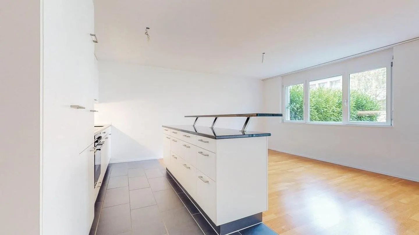 Everything within walking distance! - Photo 3 of 11