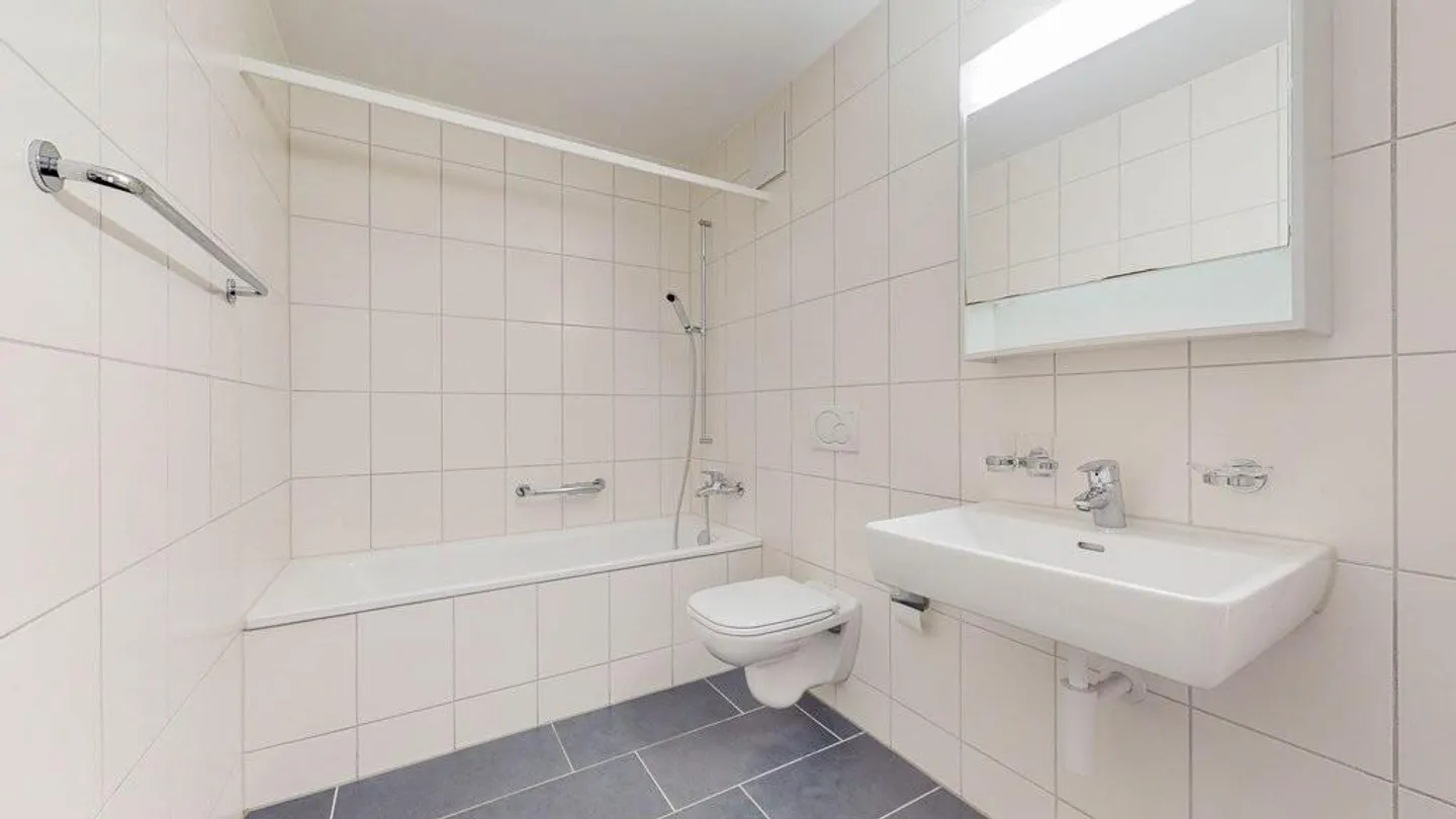 Everything within walking distance! - Photo 7 of 11