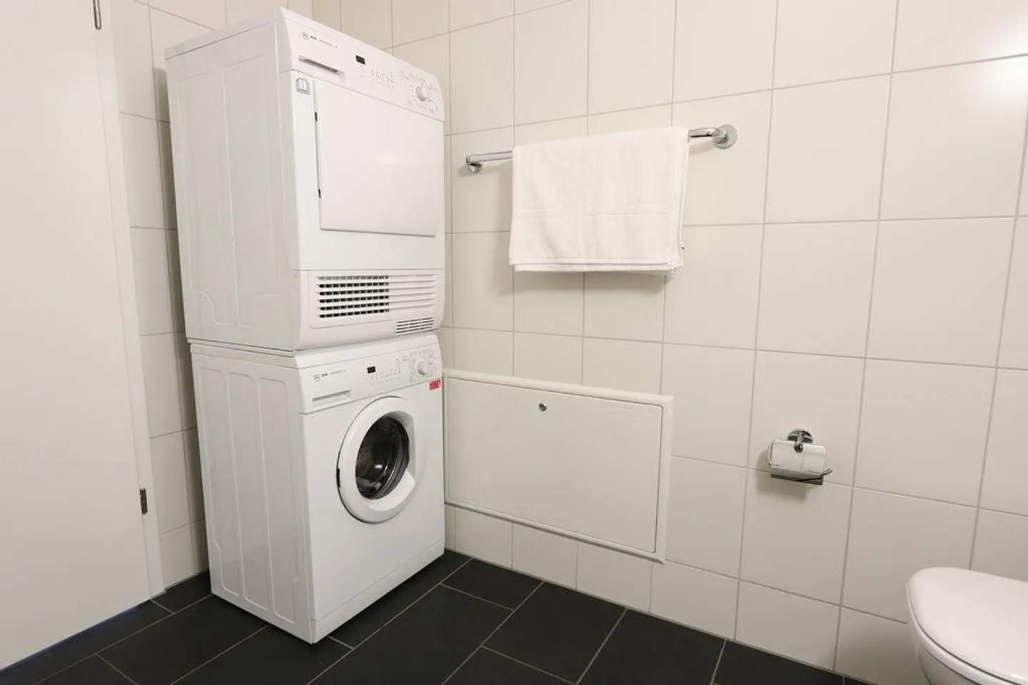 Everything within walking distance! - Photo 9 of 11