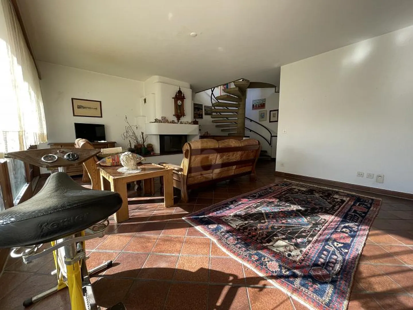 Spaziosa casa familiare con giardino - Foto 4 di 6