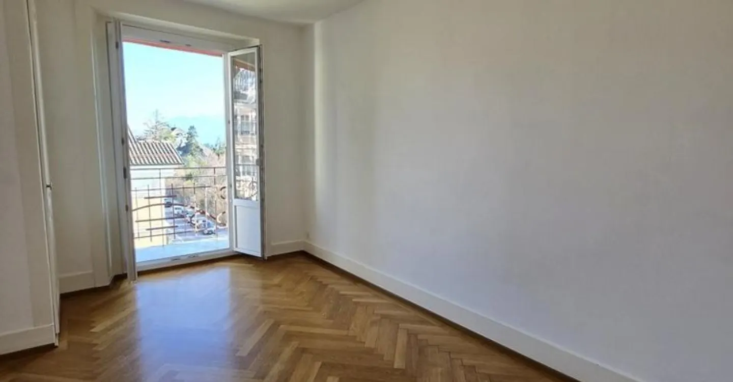 Appartement spacieux près de Mon-Repos - Photo 3 sur 7