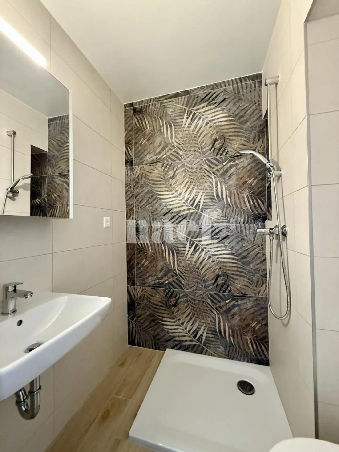 Bel Appartement Rénové - Photo 8 sur 8