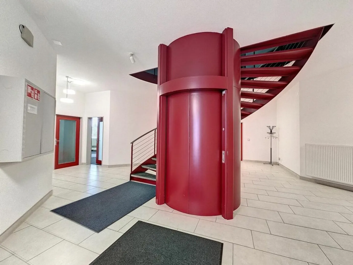 Geräumiger Büroraum in Sonceboz - Foto 13 von 20