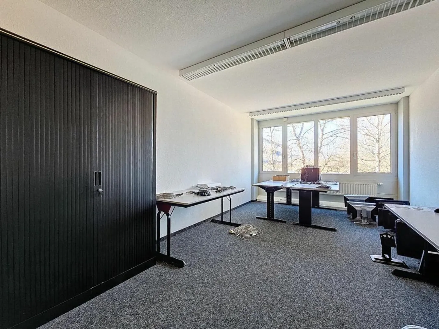 Geräumiger Büroraum in Sonceboz - Foto 11 von 20