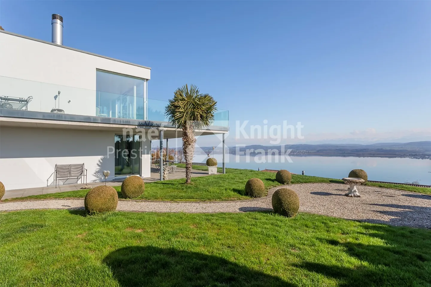 6-Zimmer-Haus - Foto 1 von 10