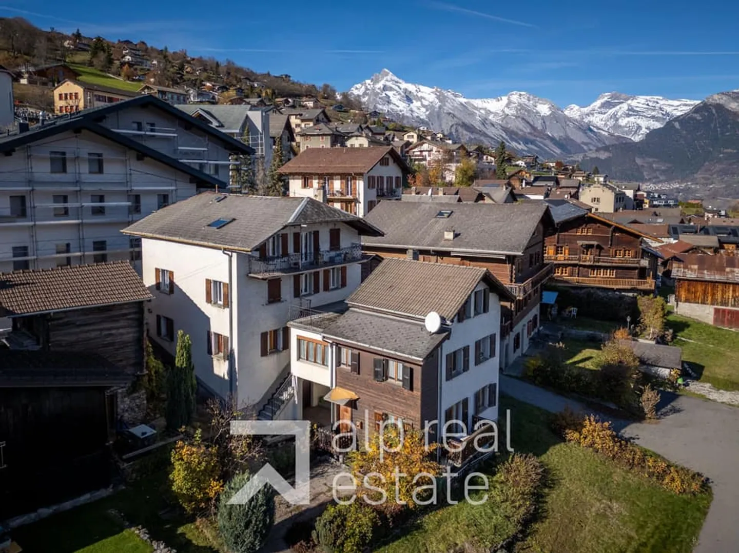 Café Charmant et Maison Villageoise - Photo 3 sur 13