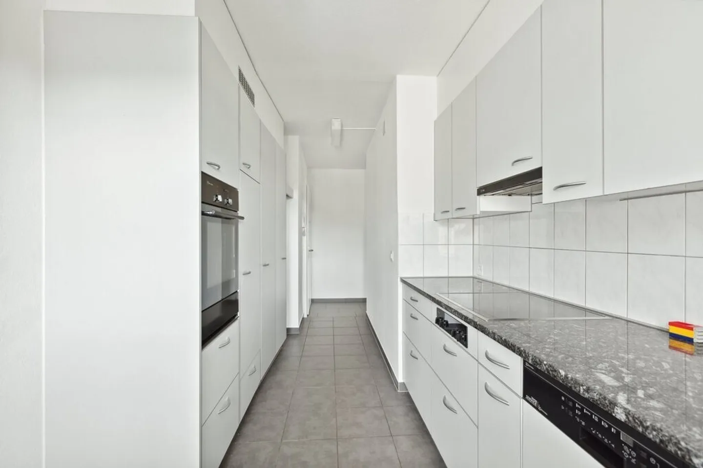 Appartamento spazioso per famiglie in affitto! - Foto 7 di 12