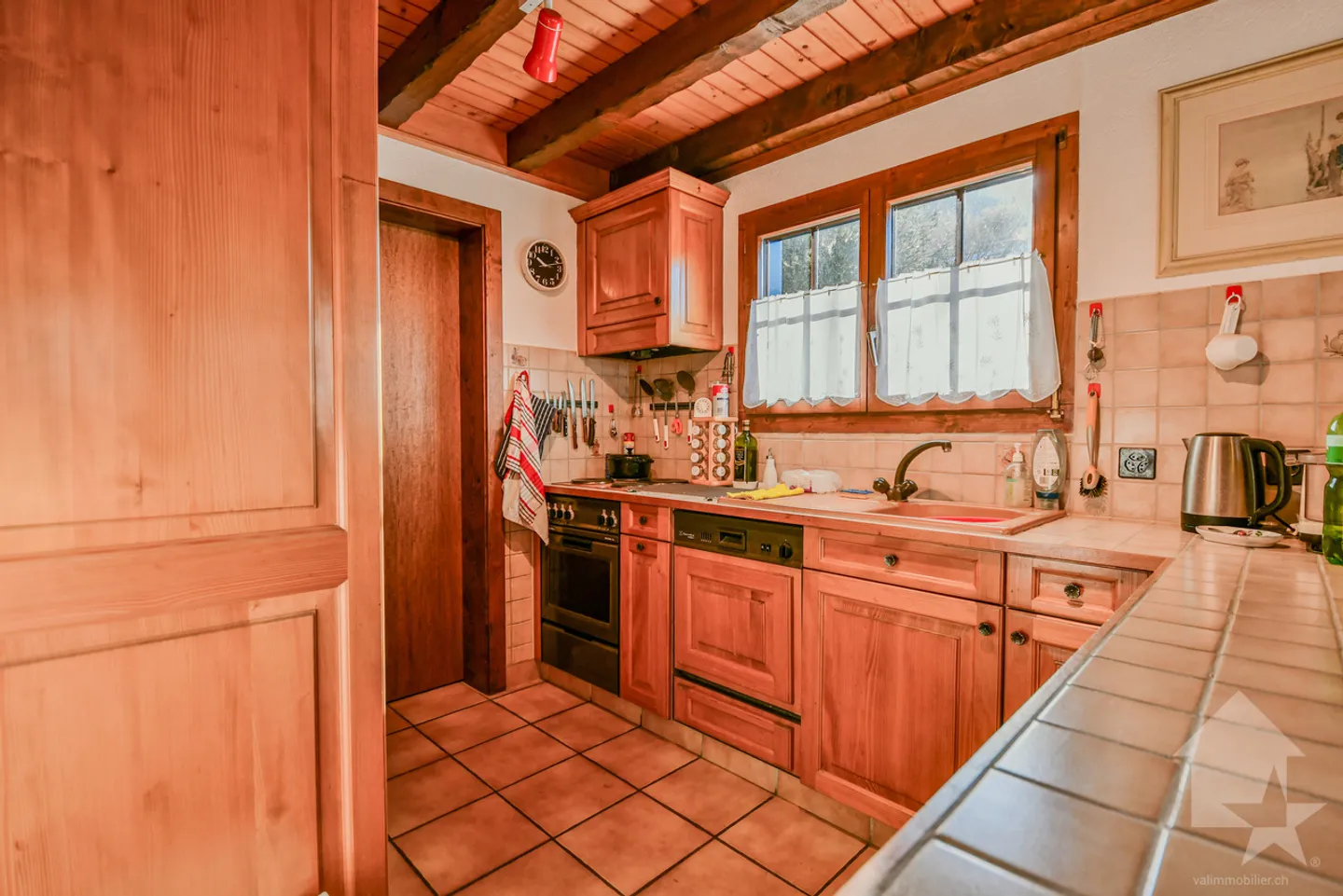 Exclusivity! Alpine chalet in Orsières - Photo 5 of 13