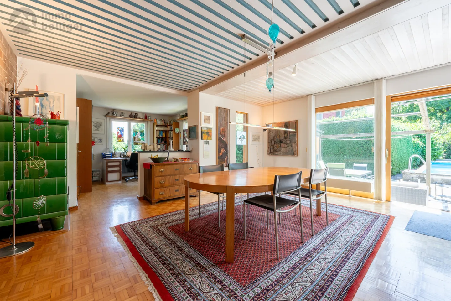Your new home with charm & potential - single-family house in rural idyll - Photo 3 of 11