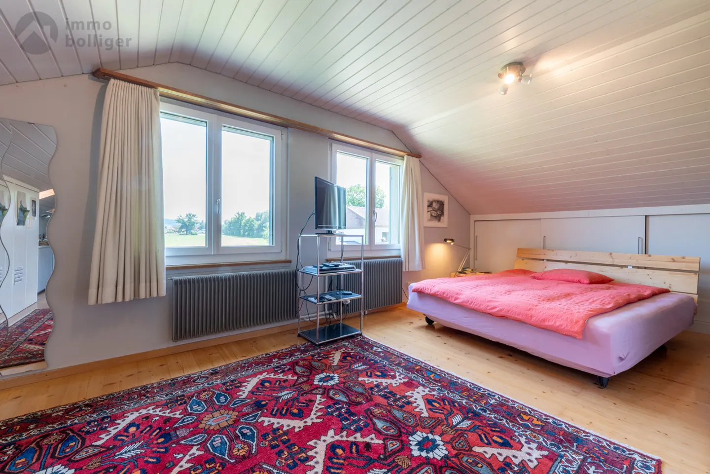 Your new home with charm & potential - single-family house in rural idyll - Photo 6 of 11