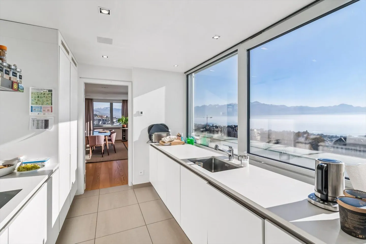 Vivre au sommet de la Tour Bel-Air - Photo 5 sur 13