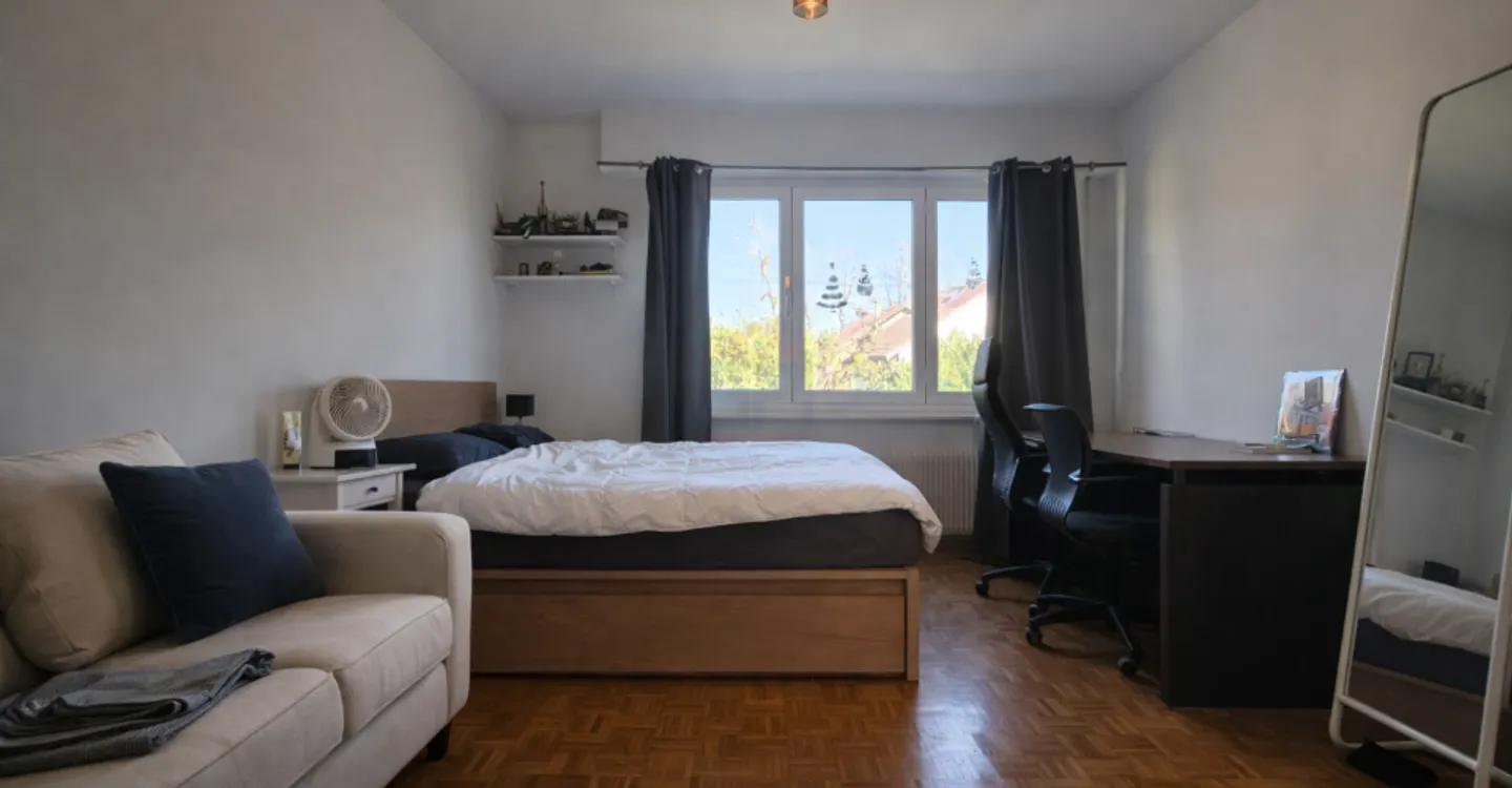 Élégante villa familiale avec grand jardin plat et fort potentiel à Founex - Photo 12 of 13
