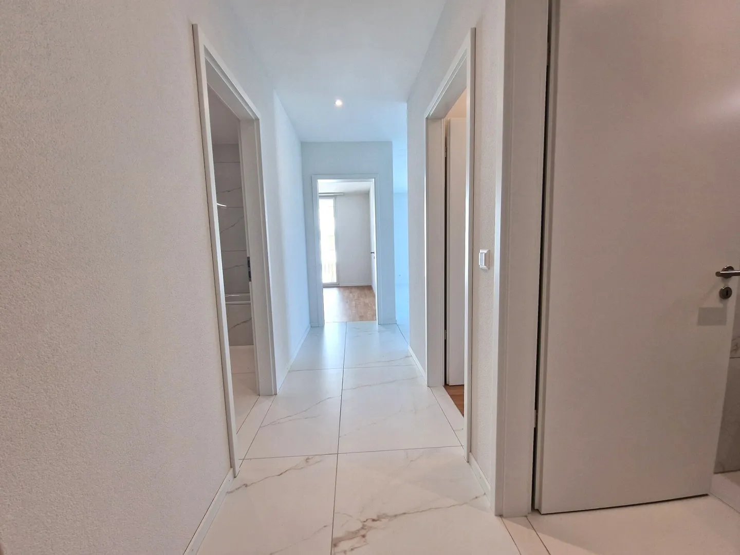 Prairie 5 - 3,5-Zimmer-Wohnung im 3. Stock - Foto 5 von 12