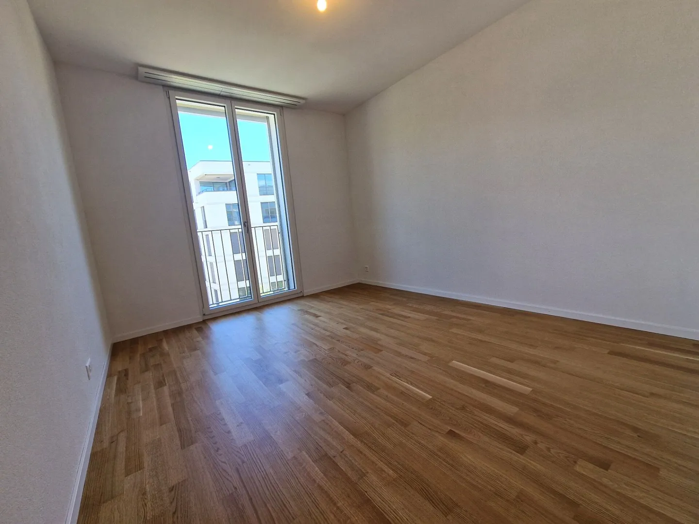 Prairie 5 - 3,5-Zimmer-Wohnung im 3. Stock - Foto 7 von 12