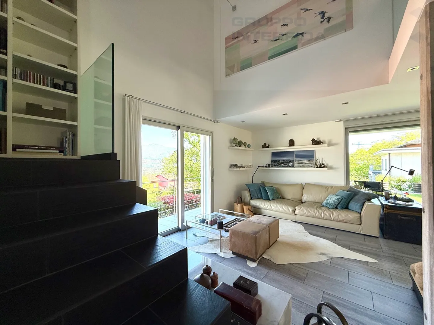 Fascinating House with Garden in Panoramic Location - Photo 5 of 19