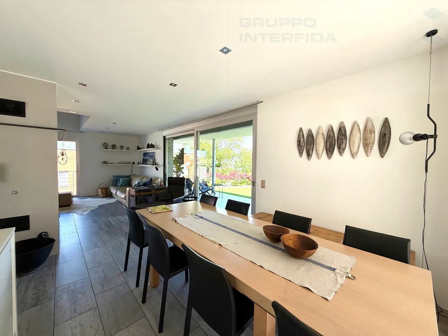 Fascinating House with Garden in Panoramic Location - Photo 7 of 19