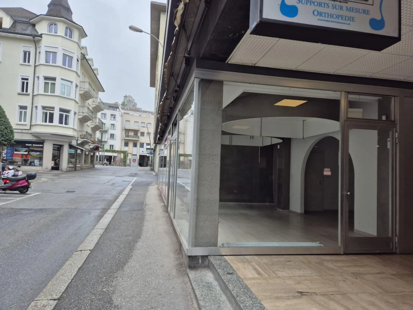 Negozio di 68 m2 a Sion - Foto 6 di 7