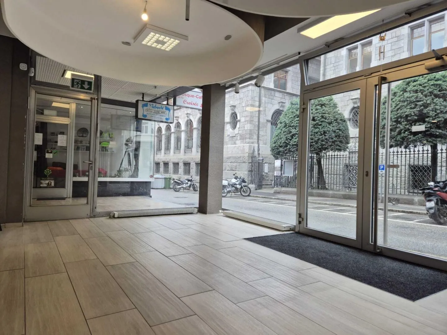 Negozio di 68 m2 a Sion - Foto 1 di 7