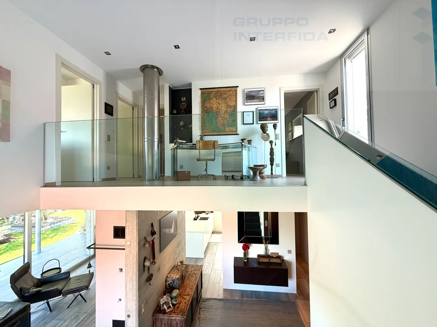 Fascinating House with Garden in Panoramic Location - Photo 11 of 19