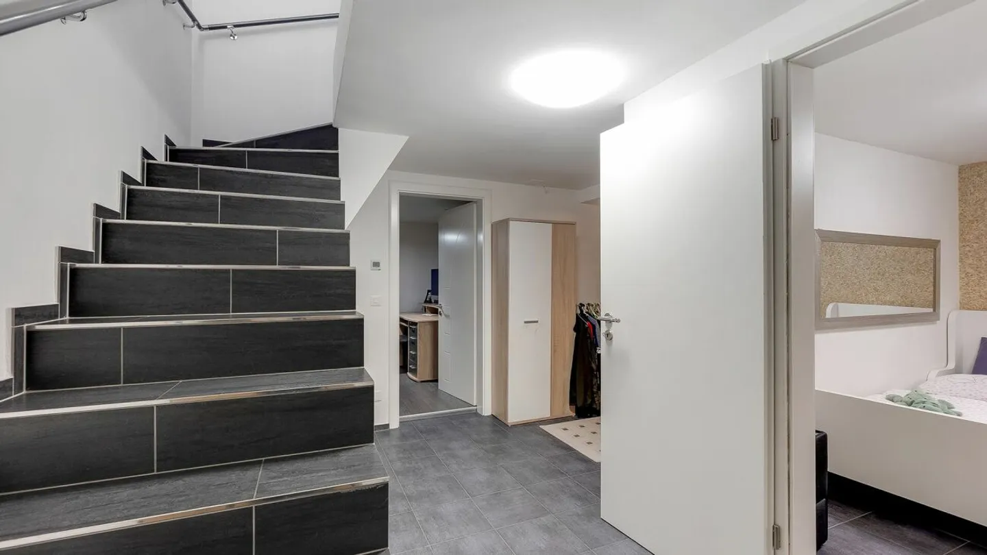 Einfamilienhaus mieten - Foto 10 von 17