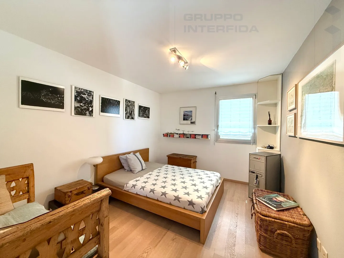 Fascinating House with Garden in Panoramic Location - Photo 12 of 19