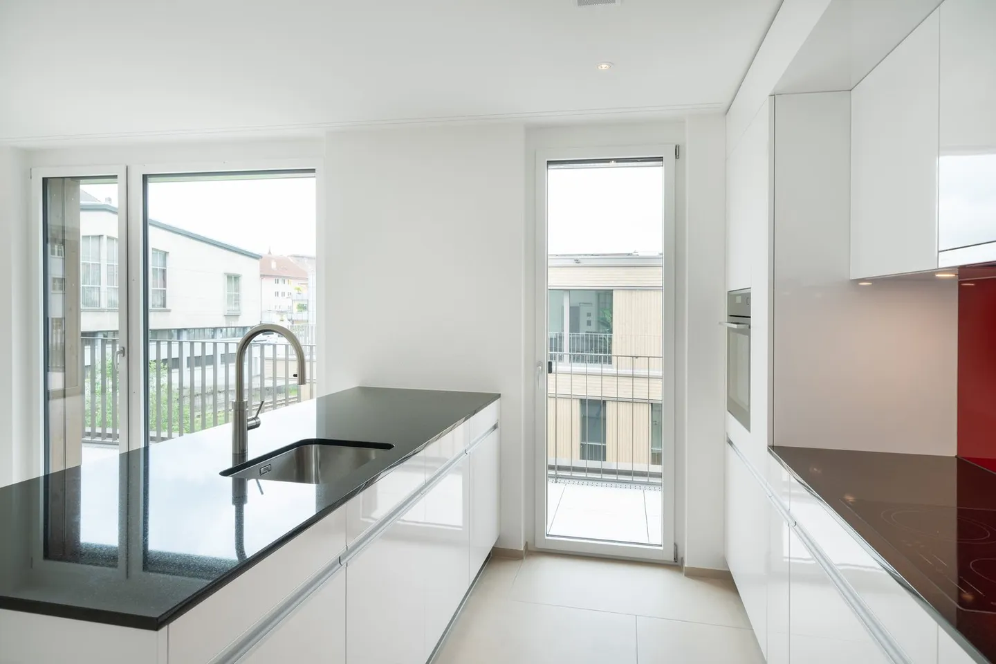 First Rental - Exclusive Penthouse Apartment - Photo 2 of 11