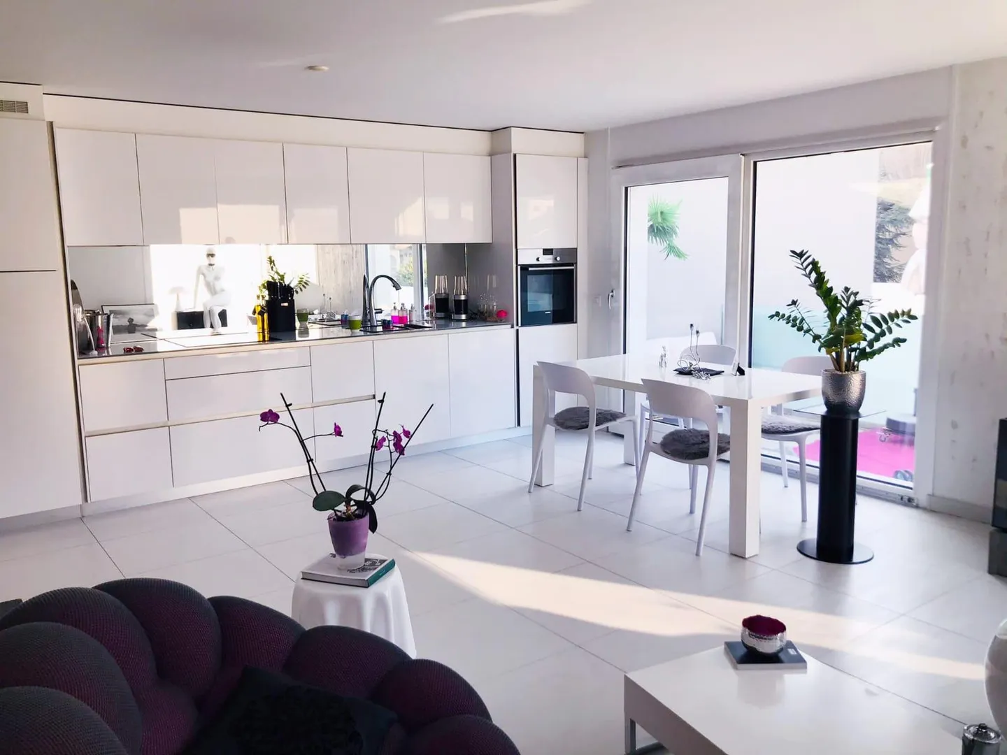 Moderne Dachgeschoss-Loft, offener Raum und schöne Helligkeit, 2 Parkplätze inklusive - Foto 4 von 7