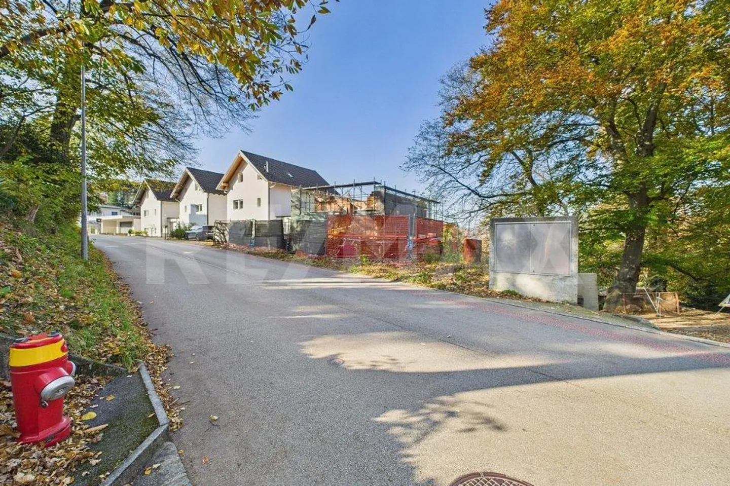 La tua nuova casa di 4 ½ stanze con giardino per una vita moderna - Foto 3 di 13