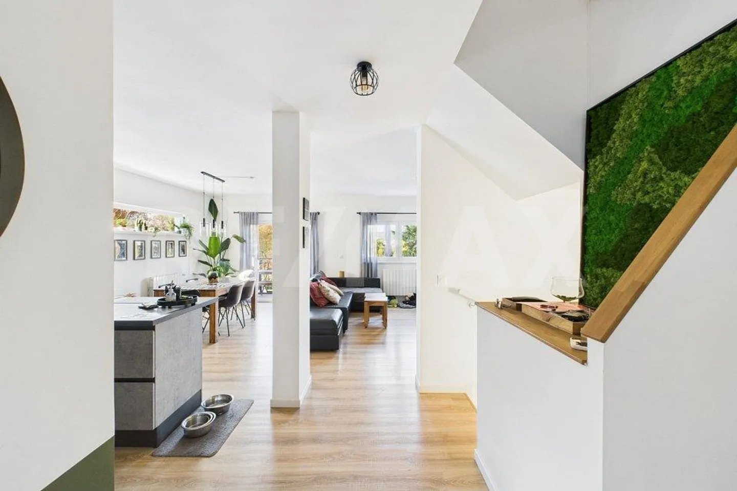 La tua nuova casa di 4 ½ stanze con giardino per una vita moderna - Foto 4 di 13