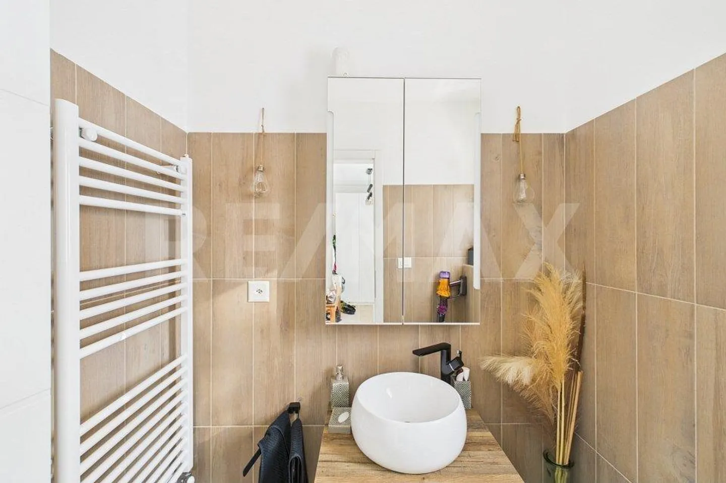 La tua nuova casa di 4 ½ stanze con giardino per una vita moderna - Foto 6 di 13