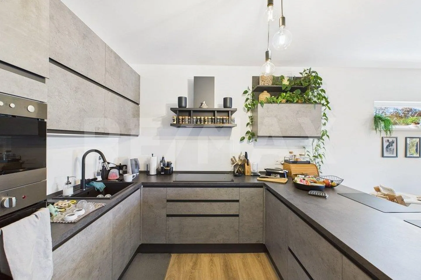 La tua nuova casa di 4 ½ stanze con giardino per una vita moderna - Foto 7 di 13