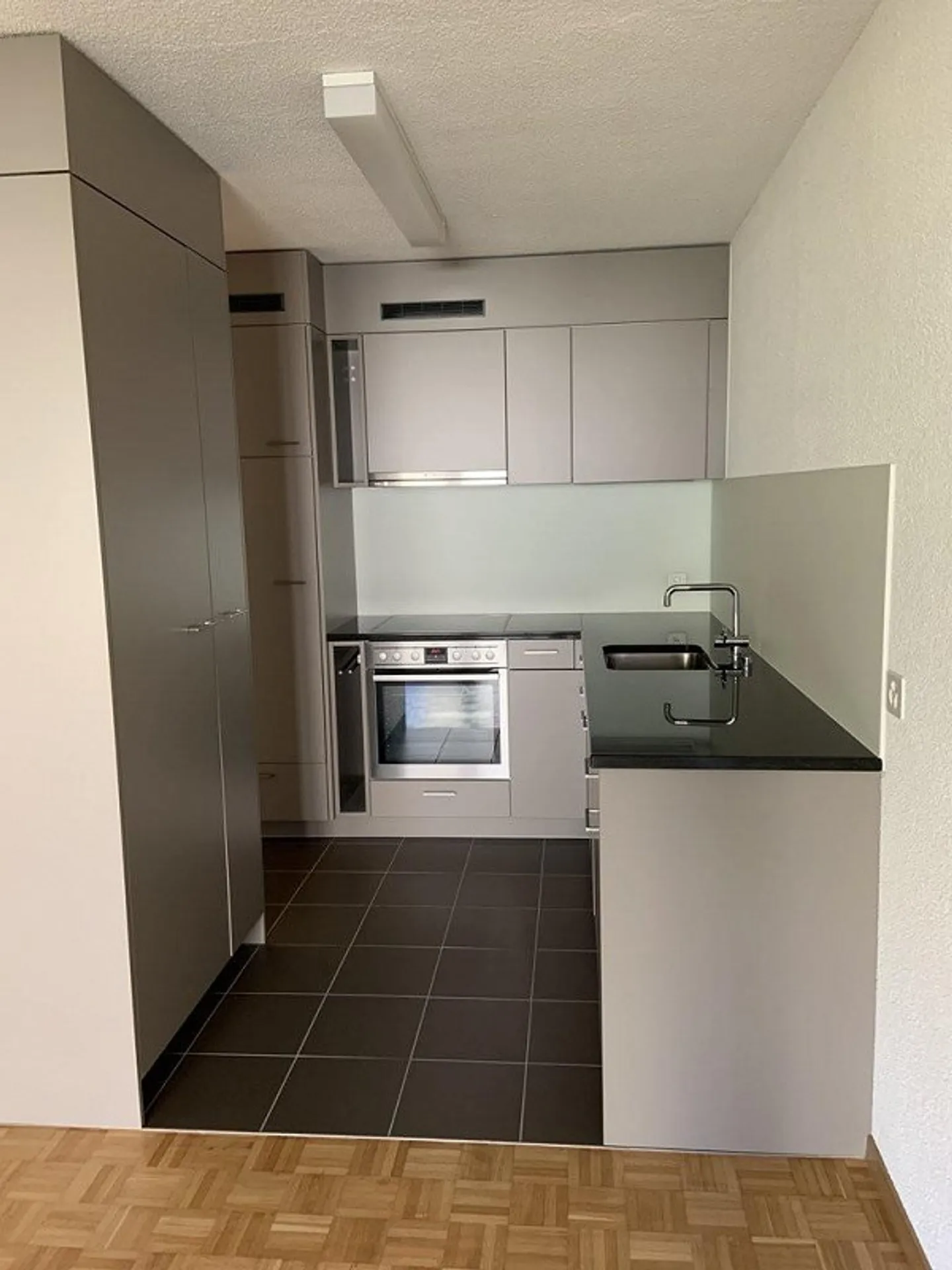 2.5-Zi-Wohnung Steffisburg - gute Anbindung, top Ausstattung - Foto 2 von 7