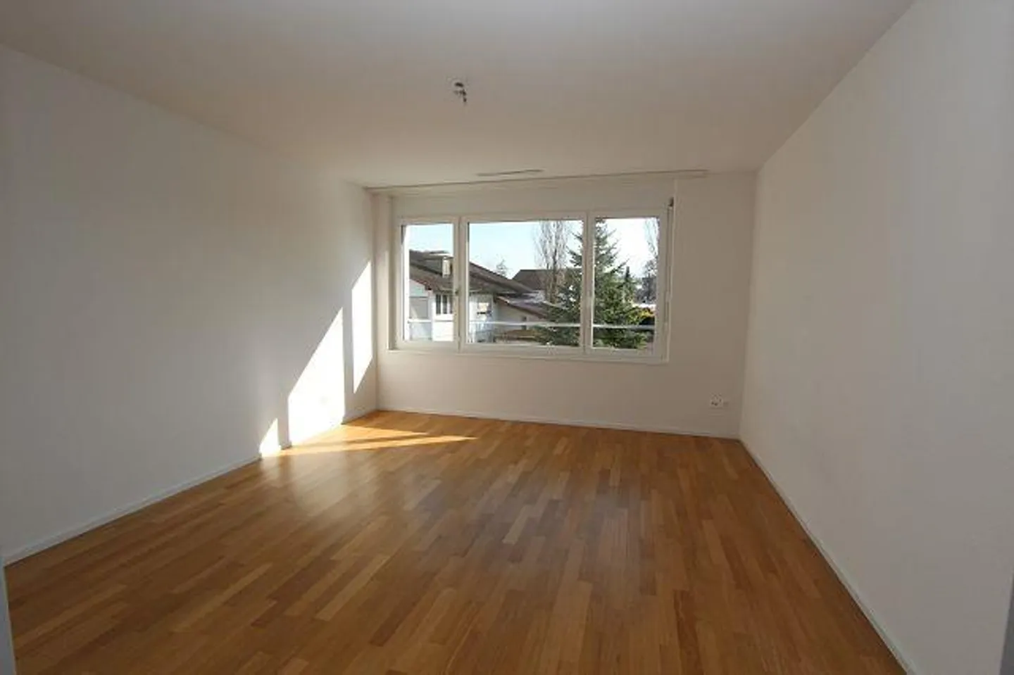 Appartement spacieux dans un emplacement calme et beau - Photo 6 sur 8