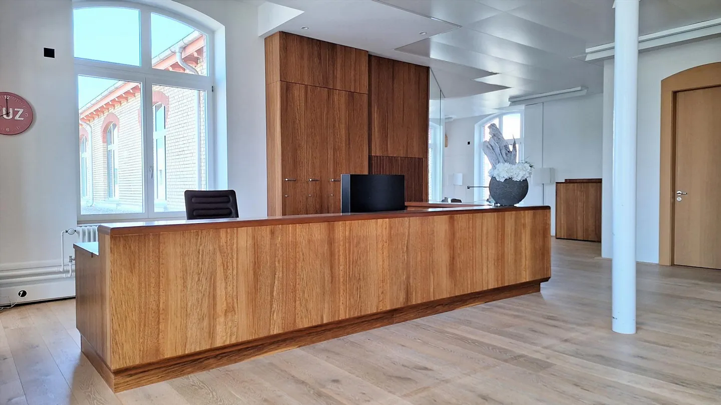 Spazi commerciali per esigenze elevate vicino alla stazione e al centro città - Foto 6 di 16